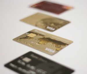クレジットカード解約が信用情報に与える影響とは？