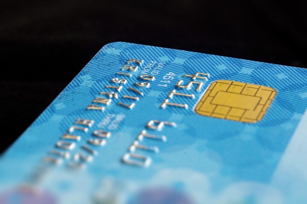 クレジットカード解約時に注意すべき信用への影響は？