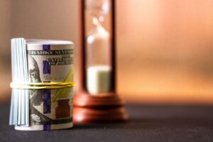 一人暮らし女性がクレジットカードで通信費の支払いを節約する方法は？