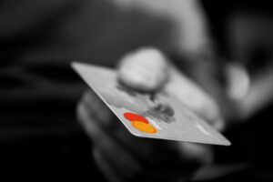 一人暮らし女性に最適なクレジットカードの税金支払い手数料比較は？