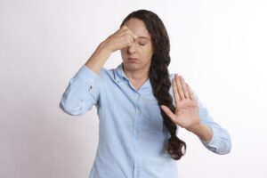 一人暮らし女性の交際費をクレジットカードで管理するための予算はどのくらいが理想？